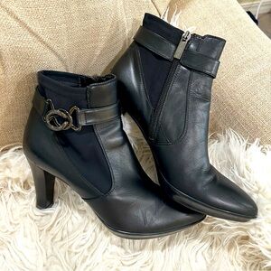 Aquatalia Black Heeled Boots, size 9 (SB)